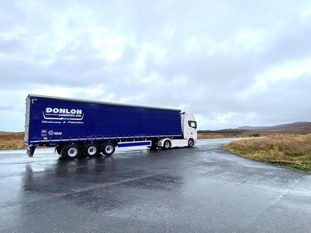 4bfb15d4 ac3b 4e60 83f2 c3a2f01aa233 4bfb15d4 ac3b 4e60 83f2 c3a2f01aa233